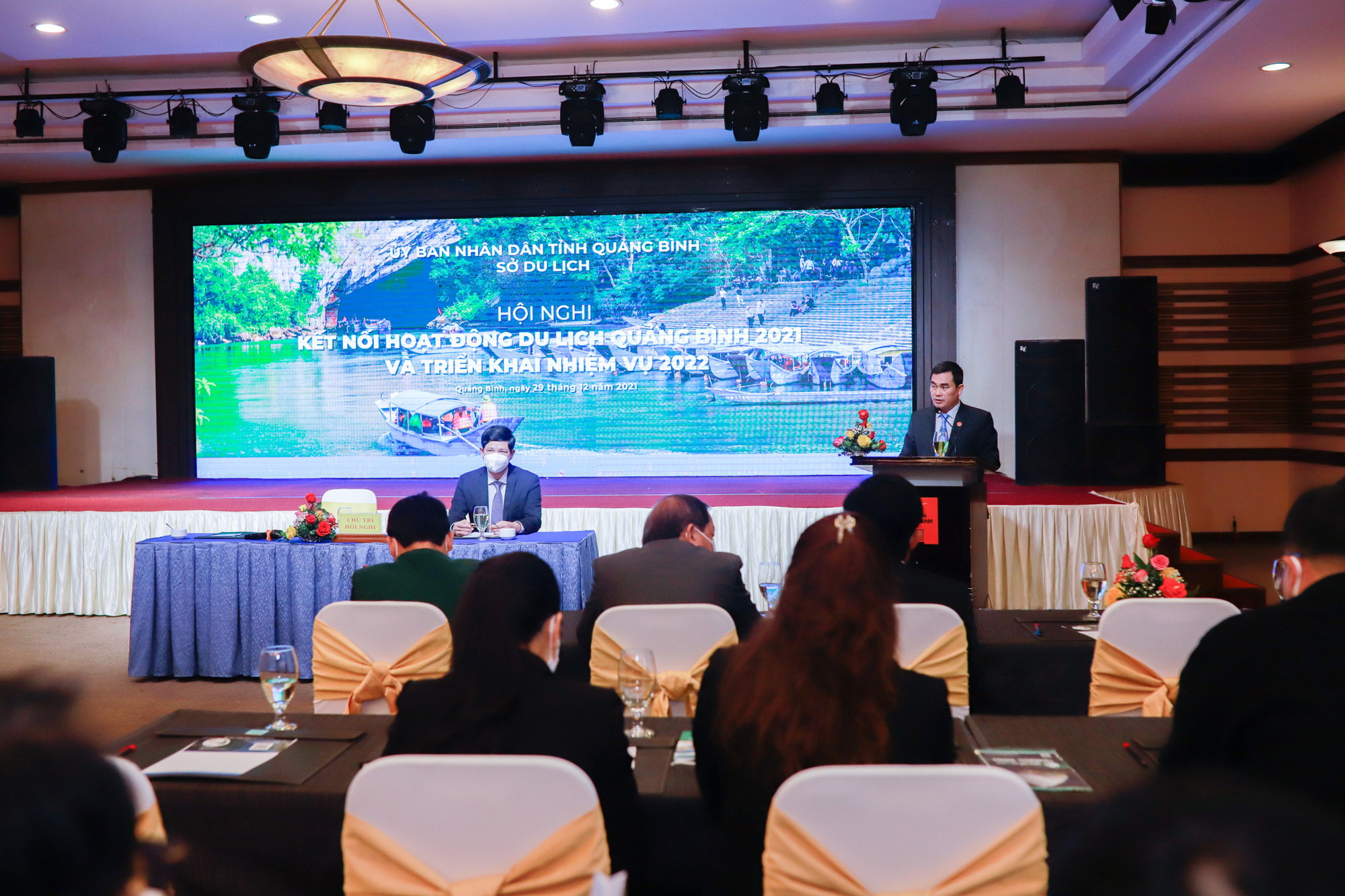 Truyền thông quốc tế đánh giá cao du lịch Quảng Bình trong năm 2021 - Ảnh 1.