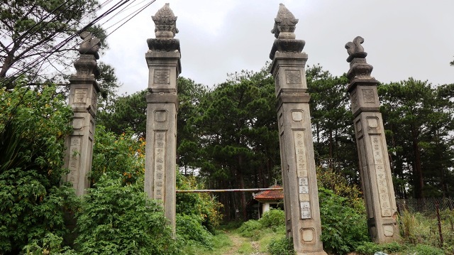 Lâm Đồng: Cần tôn tạo quần thể lăng mộ Nguyễn Hữu Hào thành điểm đến thu hút du khách - Ảnh 1.