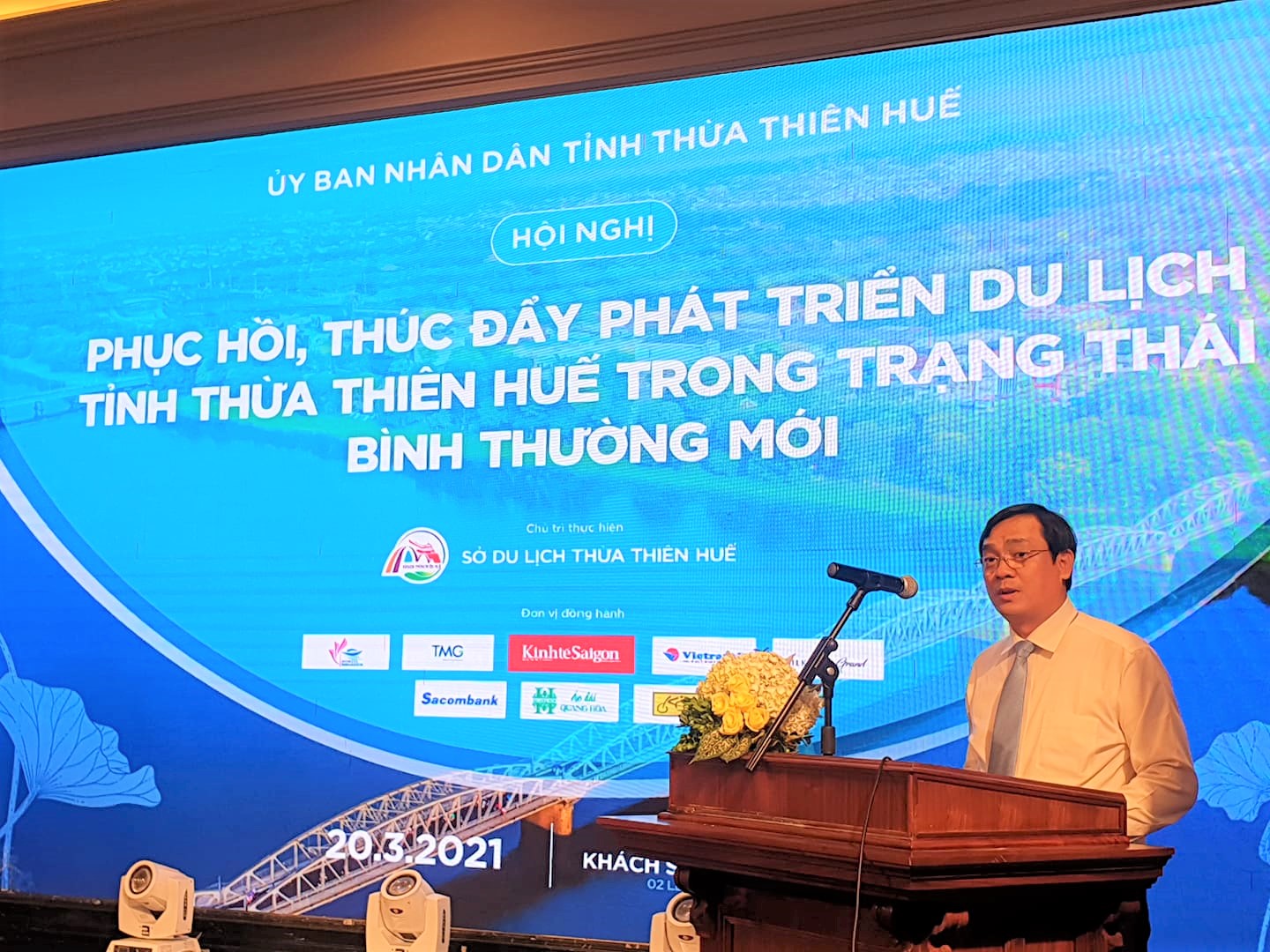 Thừa Thiên Huế bàn cách phục hồi, phát triển du lịch trong trạng thái bình thường mới - Ảnh 3.