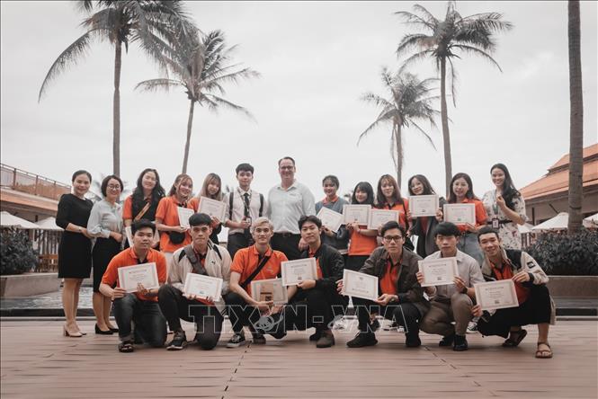Đà Nẵng: Tổ chức 30 lớp đào tạo miễn phí cho nhân viên ngành du lịch - Ảnh 2.