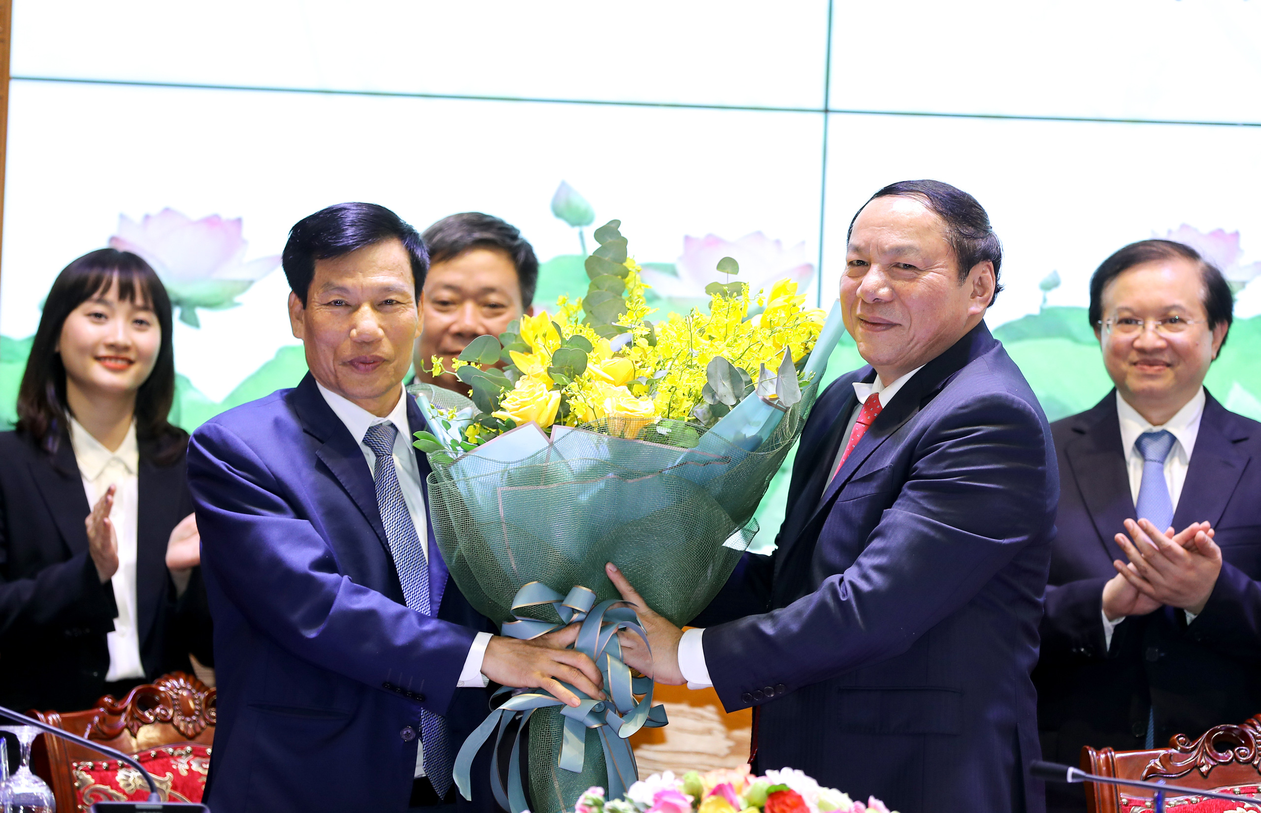 Bộ trưởng Nguyễn Văn Hùng: Phải học hỏi, vận dụng để đưa &quot;cỗ xe tam mã&quot; văn hóa, thể thao, du lịch về đích thành công - Ảnh 2.