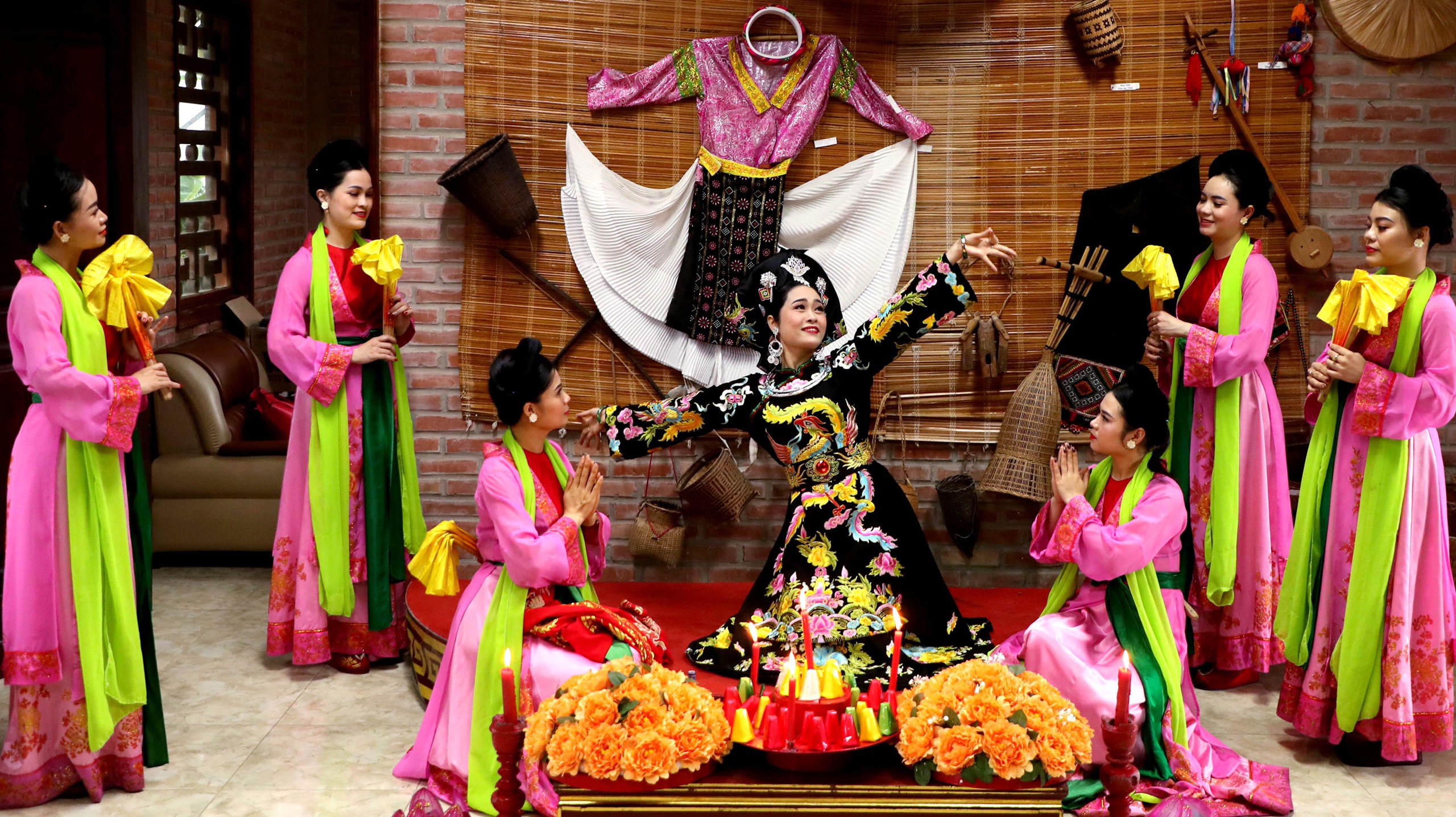 Trưng bày 30 loại nhạc cụ truyền thống tiêu biểu của các dân tộc Việt Nam - Ảnh 8.