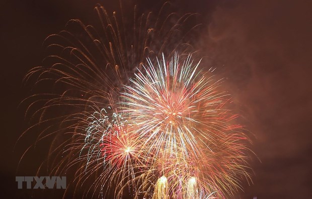 Đắk Lắk, Quảng Trị dừng bắn pháo hoa, giảm quy mô các lễ hội - Ảnh 1.
