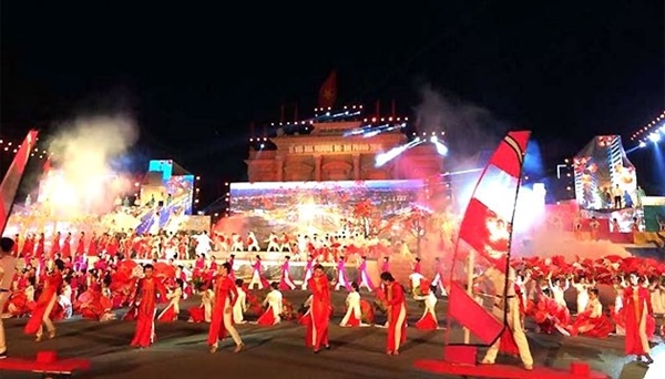 Hải Phòng dừng tổ chức tất cả các hoạt động lễ hội - Ảnh 1.