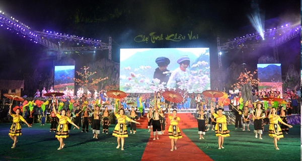 Hà Giang tạm dừng các hoạt động lễ hội, thể thao, tụ tập đông người - Ảnh 1.