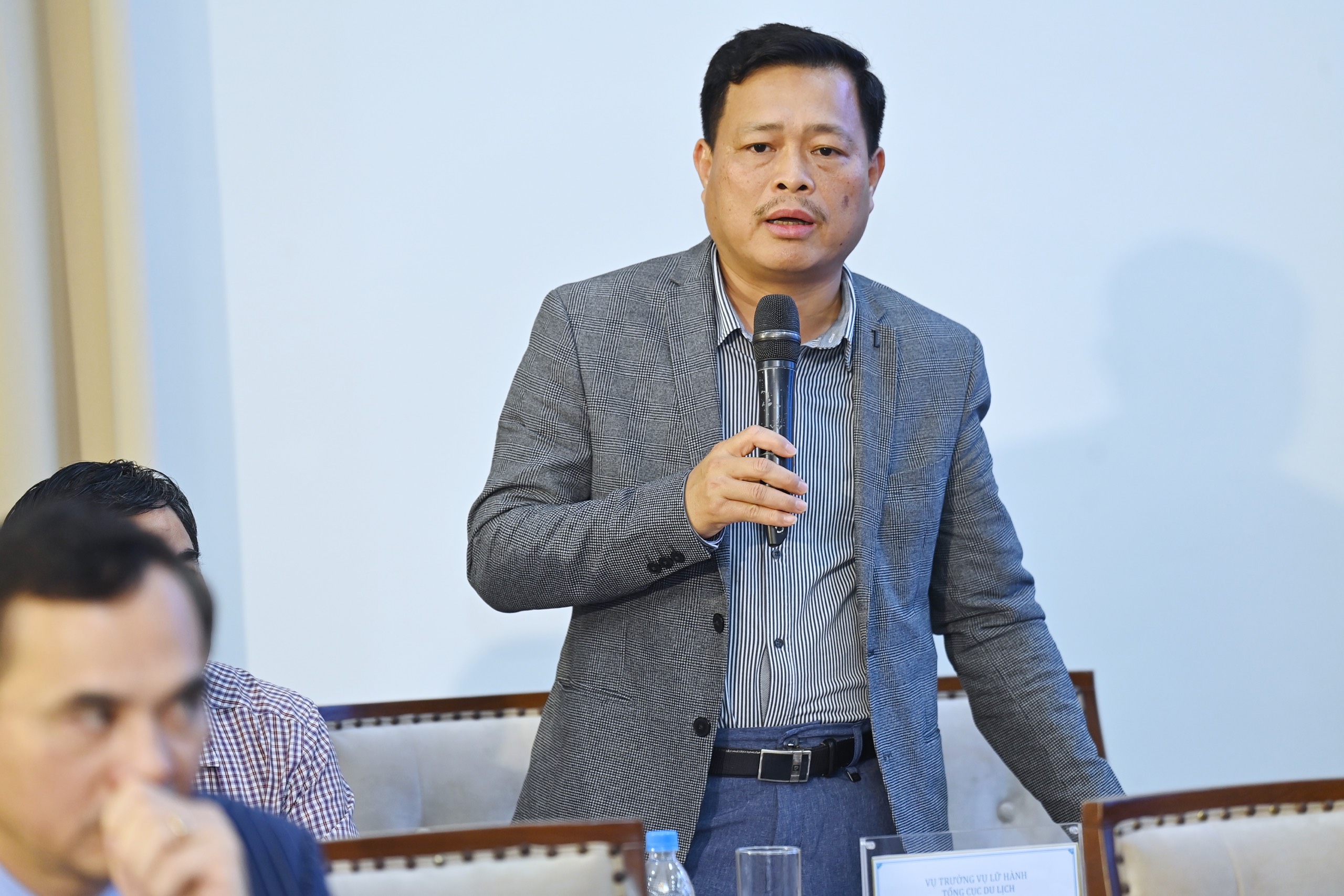 Bộ trưởng Bộ VHTTDL Nguyễn Ngọc Thiện: Khi dịch Covid-19 được kiểm soát phải mất thêm 2 năm nữa để du lịch tăng trưởng trở lại - Ảnh 4.