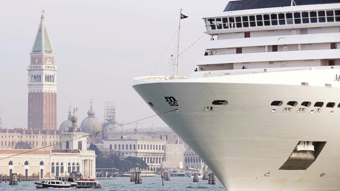 Thành phố Venice tìm cách khắc phục du lịch du thuyền giữa rủi ro - Ảnh 1.
