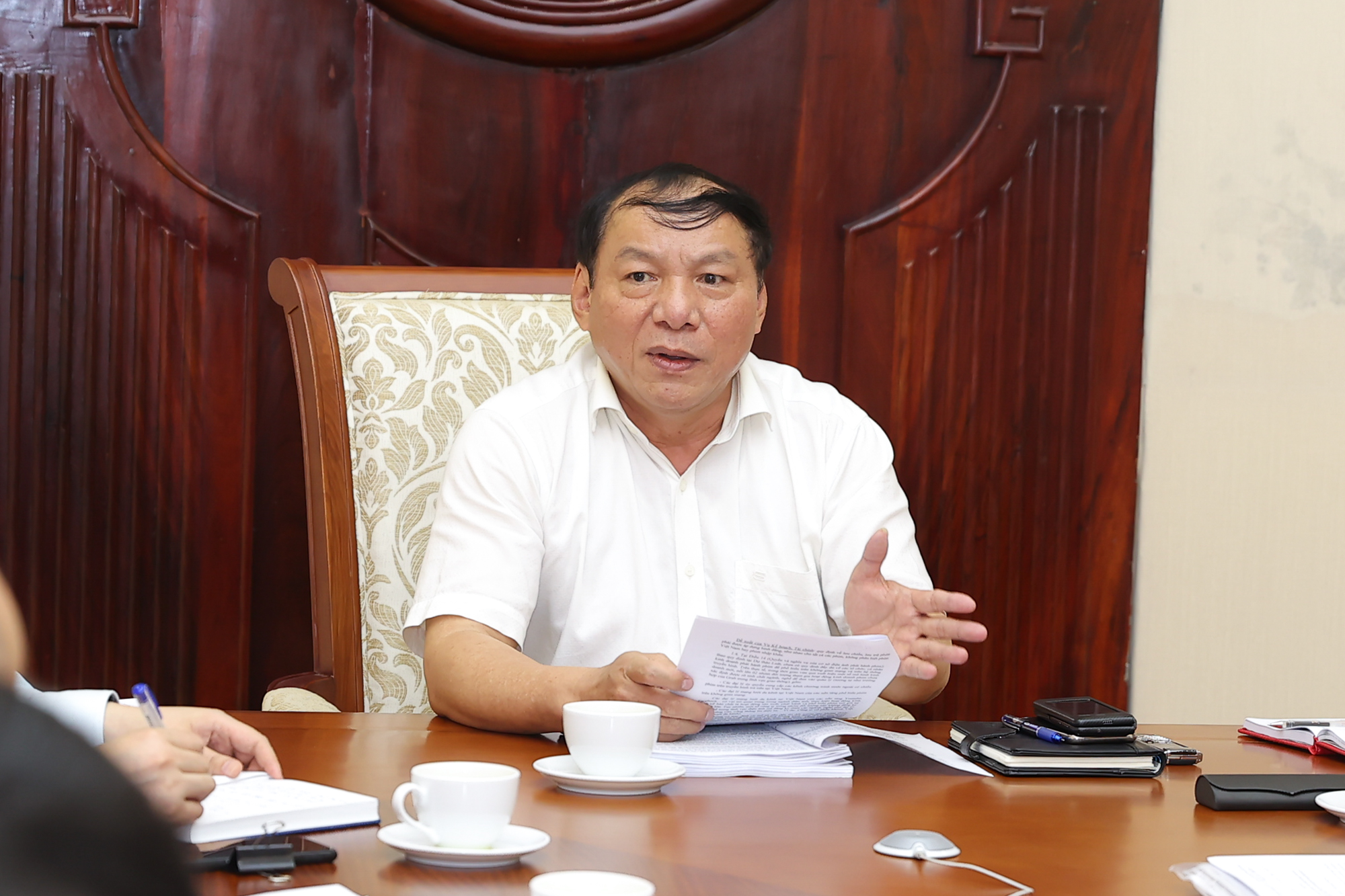 Bộ trưởng Nguyễn Văn Hùng: Luật Điện ảnh cần thể chế hóa quan điểm đường lối của Đảng về văn hóa - Ảnh 1.
