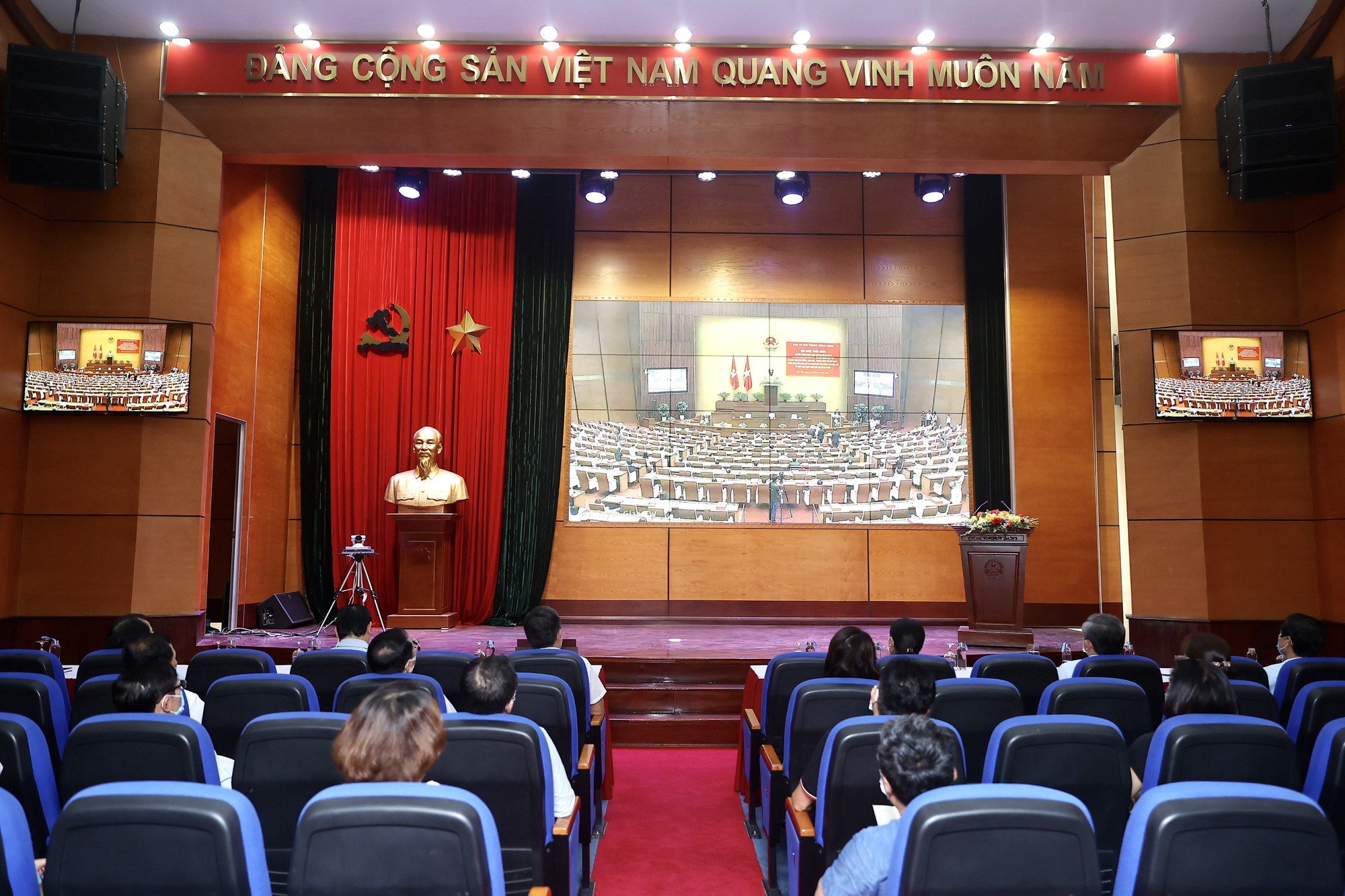 Bộ VHTTDL tham gia Hội nghị trực tuyến toàn quốc Sơ kết 5 năm thực hiện &quot;Học tập và làm theo tư tưởng, đạo đức, phong cách Hồ Chí Minh&quot; - Ảnh 2.