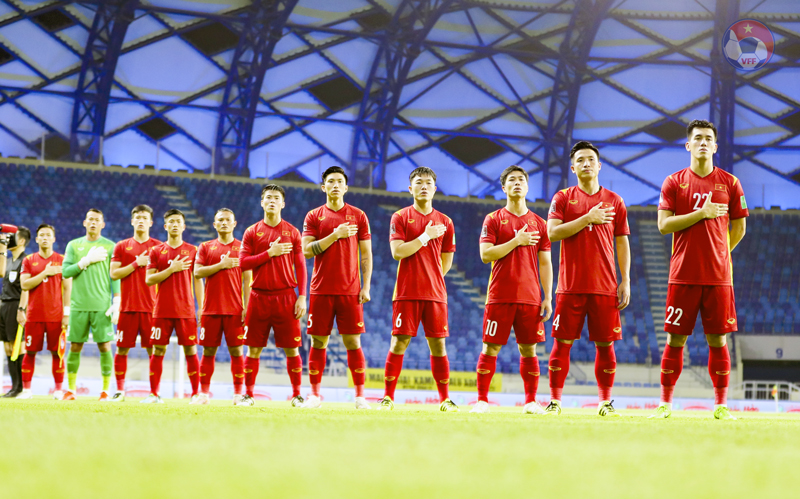 Chủ tịch AFF, Liên đoàn bóng đá Hàn Quốc gửi thư chúc mừng thành tích của đội tuyển Việt Nam - Ảnh 1.