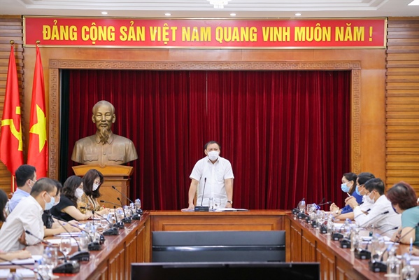 Bộ trưởng Nguyễn Văn Hùng: Tạo sự đột phá trong khát vọng xây dựng gia đình hạnh phúc - Ảnh 1.