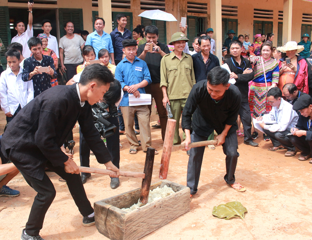 Hà Giang: Bài trừ hủ tục để xây dựng đời sống văn hóa - Ảnh 1.