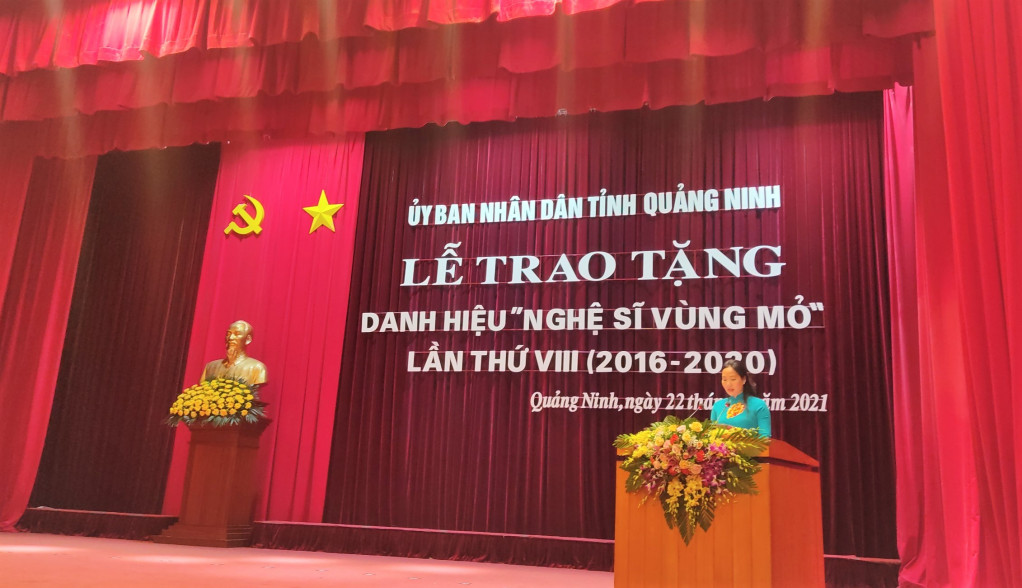 Quảng Ninh: Lễ trao tặng danh hiệu “Nghệ sĩ Vùng mỏ” lần thứ VIII - Ảnh 2.