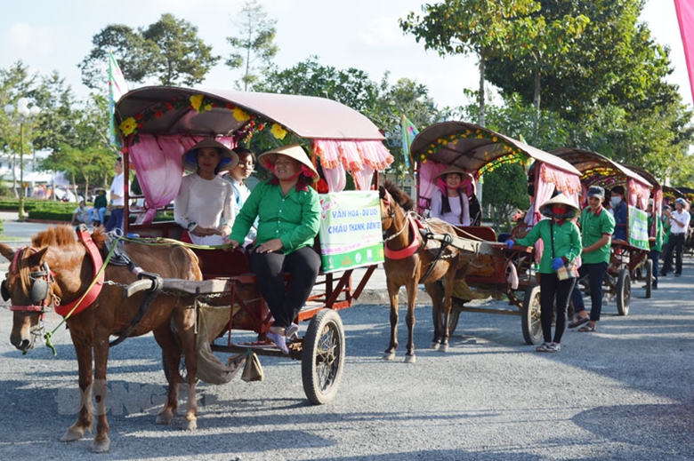 Bến Tre thúc đẩy phát triển hoạt động du lịch bền vững - Ảnh 1.