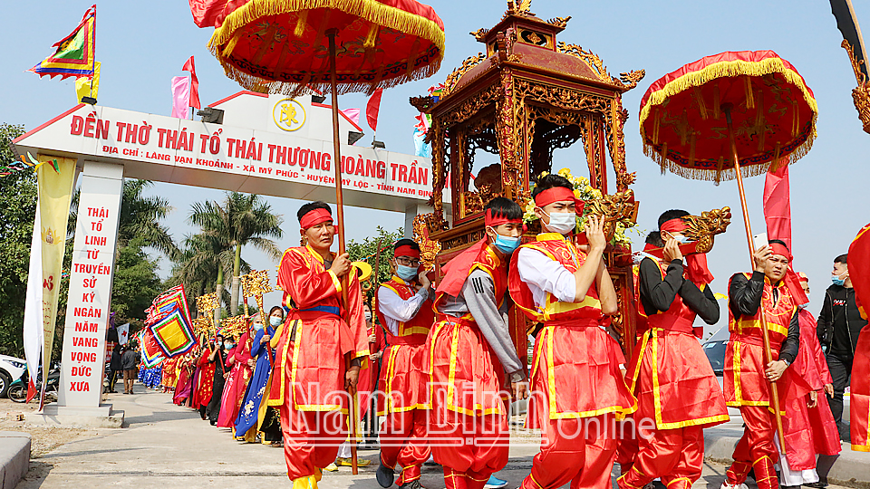 Nam Định: Xây dựng văn hóa, con người đáp ứng nhu cầu hội nhập quốc tế - Ảnh 2.