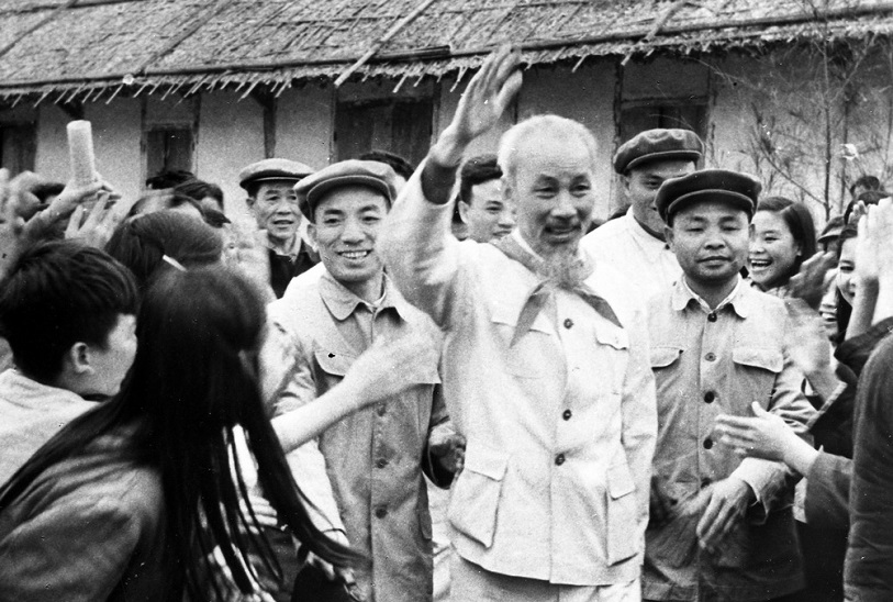 Từ quan điểm của Hồ Chí Minh về tự lực, tự cường đến phát huy nội lực đất nước hiện nay - Ảnh 2.