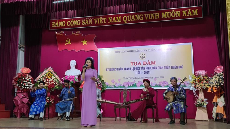 Thừa Thiên Huế đẩy mạnh thực hiện các nghị quyết về văn hóa, văn nghệ trong tình hình mới - Ảnh 3.