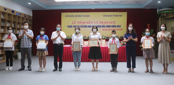 Trao giải cuộc thi Đại sứ Văn hóa đọc tỉnh Bắc Ninh năm 2021 - Ảnh 1.