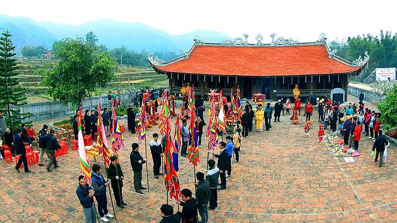 Xây dựng, phát triển văn hóa, con người Quảng Ninh trong tình hình mới - Ảnh 2.