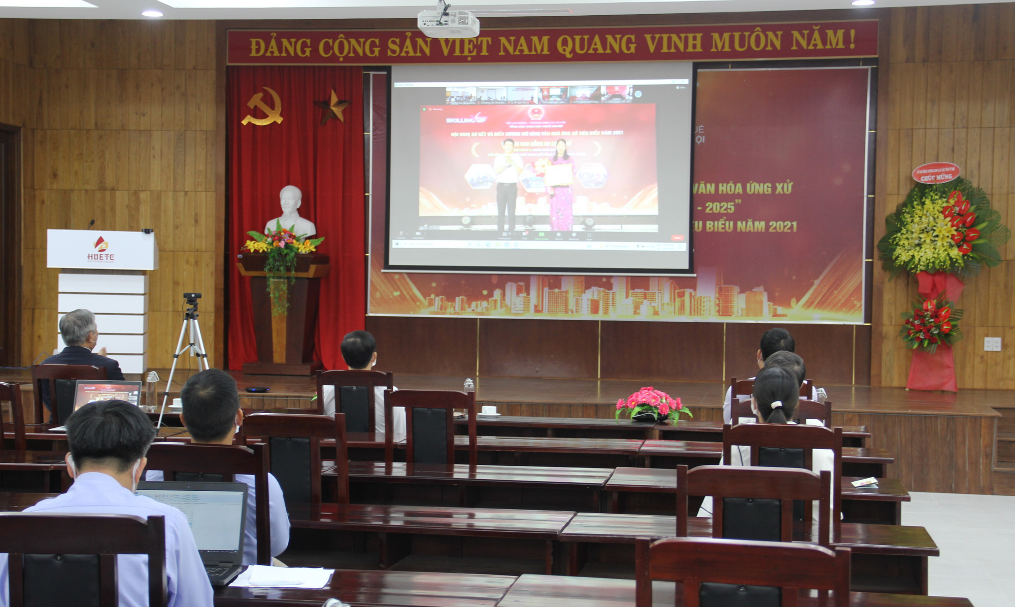 Những mô hình hay trong tổ chức hoạt động đội  Đài Phát thanh  Truyền hình  Lào Cai