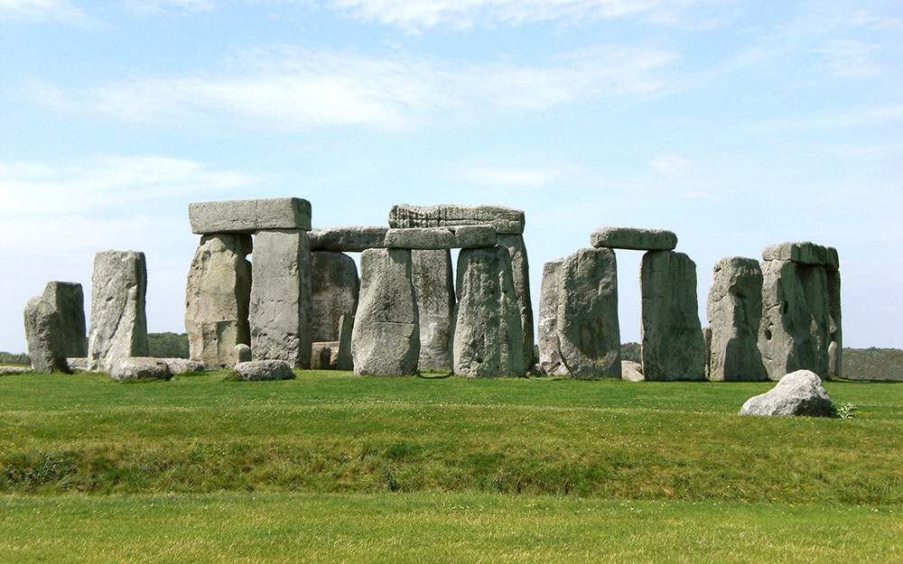 Tu bổ kỳ quan quần thể đá Stonehenge - Ảnh 1.