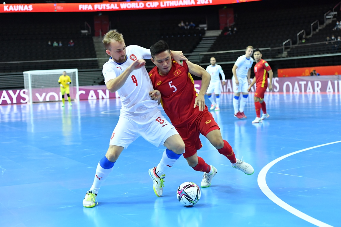 Thi đấu quả cảm, tuyển Futsal Việt Nam làm nên lịch sử ở World Cup - Ảnh 1.