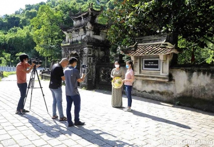 Ninh Bình: Đẩy mạnh công tác quảng bá, xúc tiến du lịch trong bối cảnh dịch Covid-19 - Ảnh 2.