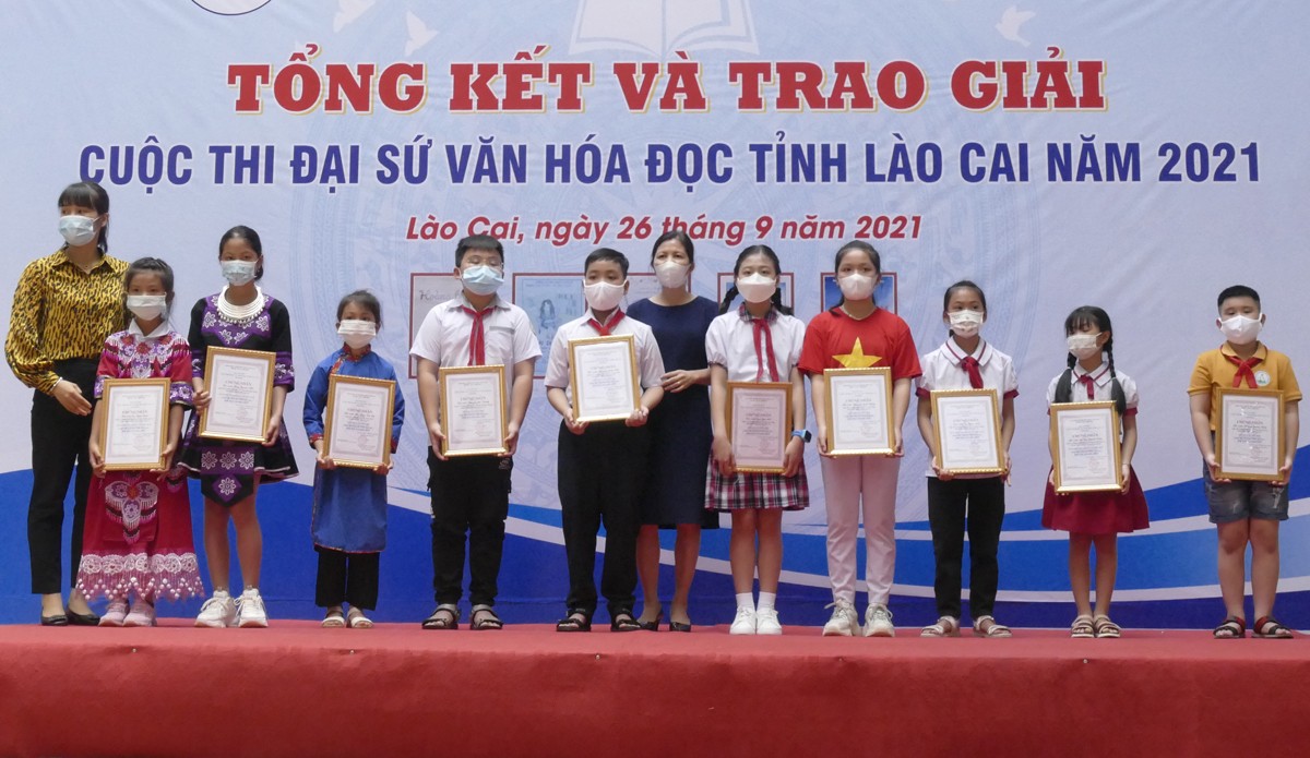 Trao giải Cuộc thi Đại sứ văn hóa đọc tỉnh Lào Cai năm 2021 - Ảnh 2.