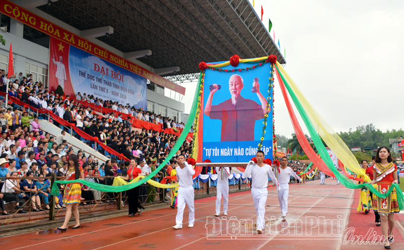 Xây dựng văn hóa, con người Điện Biên phát triển toàn diện - Ảnh 1.