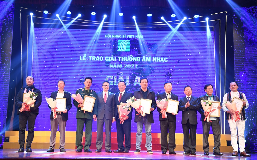 73 tác phẩm được trao giải thưởng Hội Nhạc sĩ Việt Nam năm 2021 - Ảnh 1.