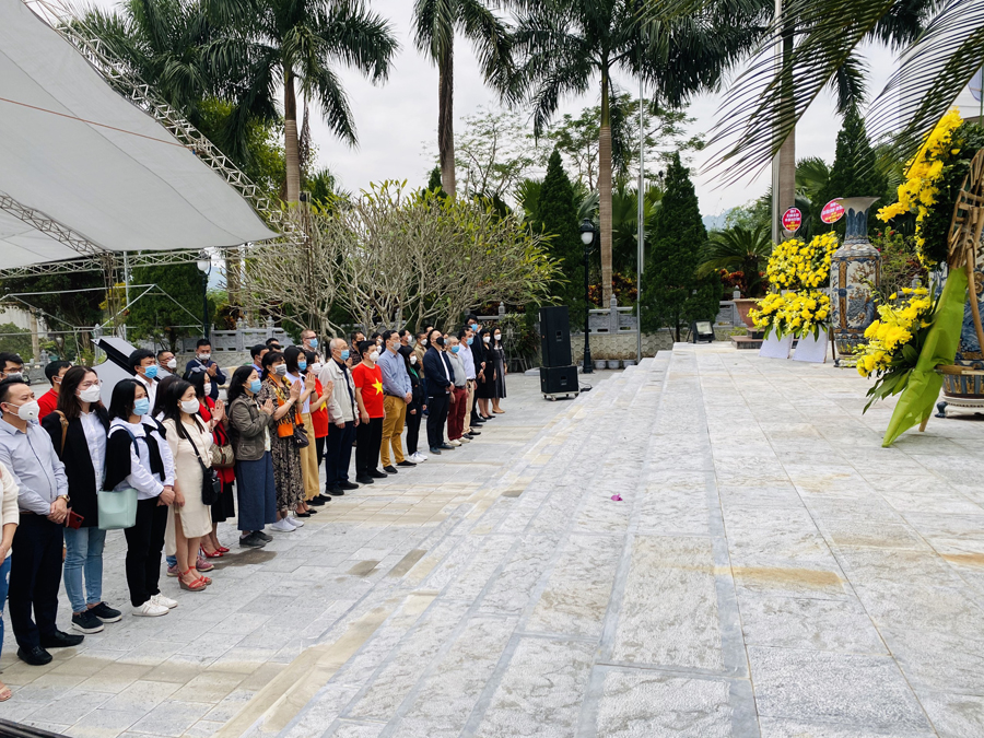 Hà Giang: Du lịch tâm linh, về nguồn hút khách - Ảnh 2.