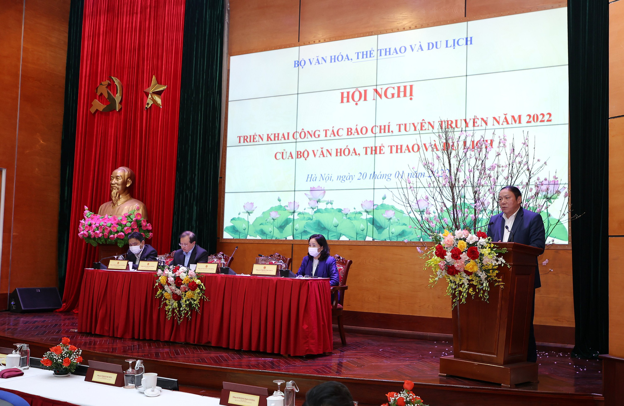 Bộ trưởng Nguyễn Văn Hùng: Ngành VHTTDL mong muốn tiếp tục nhận được sự đồng hành, ủng hộ của các cơ quan báo chí - Ảnh 5.