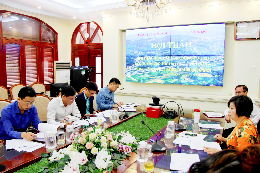 Quảng Ninh: Hội thảo giải pháp thúc đẩy hoạt động du lịch dọc tuyến cao tốc Hạ Long - Vân Đồn - Móng Cái - Ảnh 2.