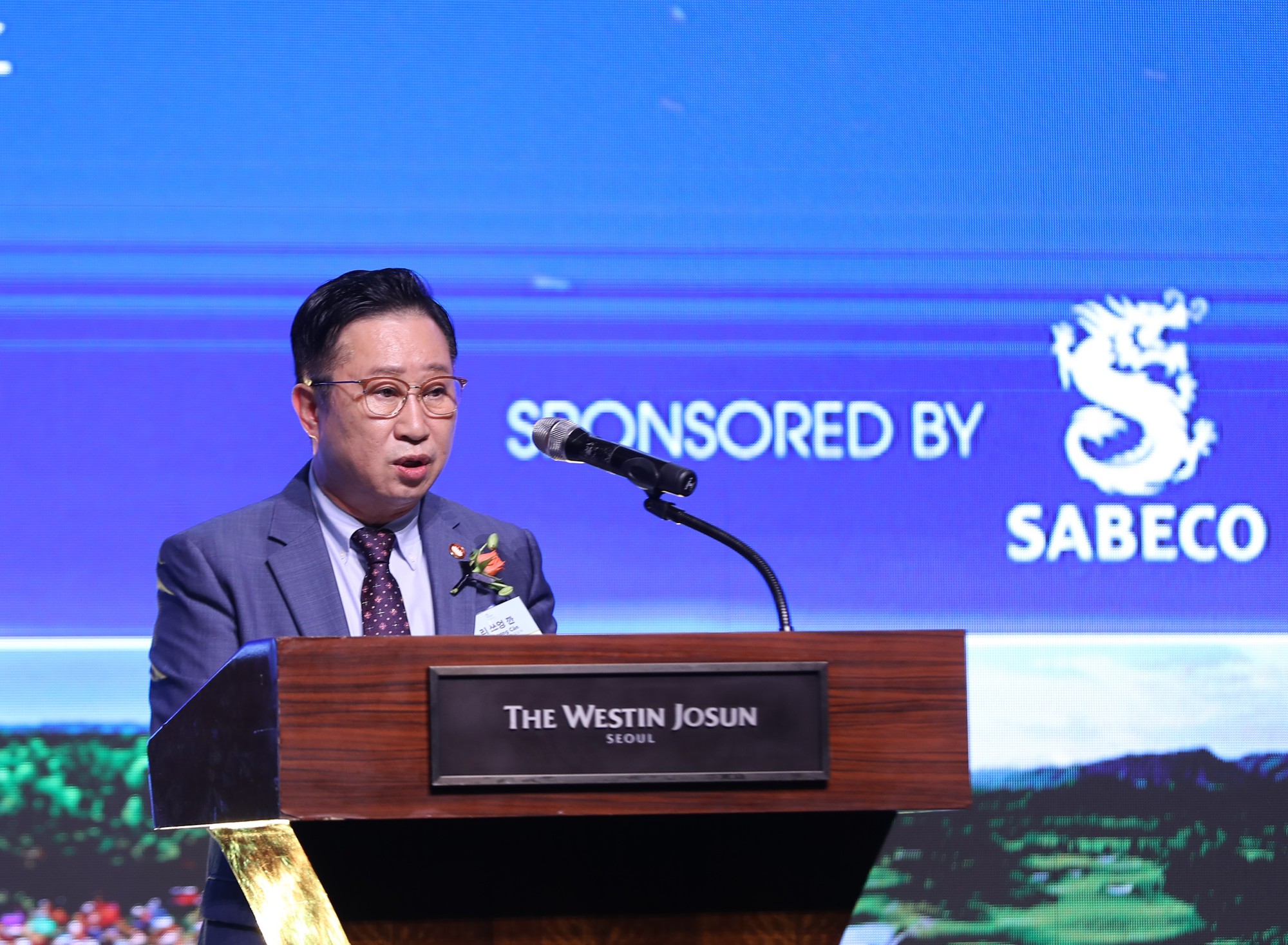 Bộ trưởng Nguyễn Văn Hùng: Tài nguyên văn hóa chính là nền tảng cho việc hoạch định du lịch Việt Nam theo hướng bền vững - Ảnh 6.
