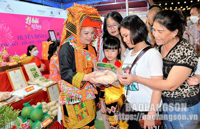Chuyển đổi số góp phần thúc đẩy phát triển du lịch ở Lạng Sơn - Ảnh 1.
