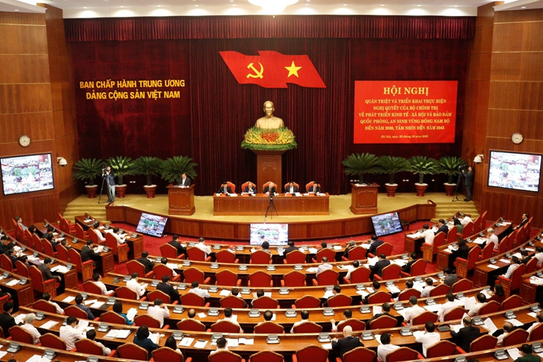 Quán triệt, triển khai Nghị quyết của Bộ Chính trị về phát triển vùng Đông Nam Bộ - Ảnh 1.
