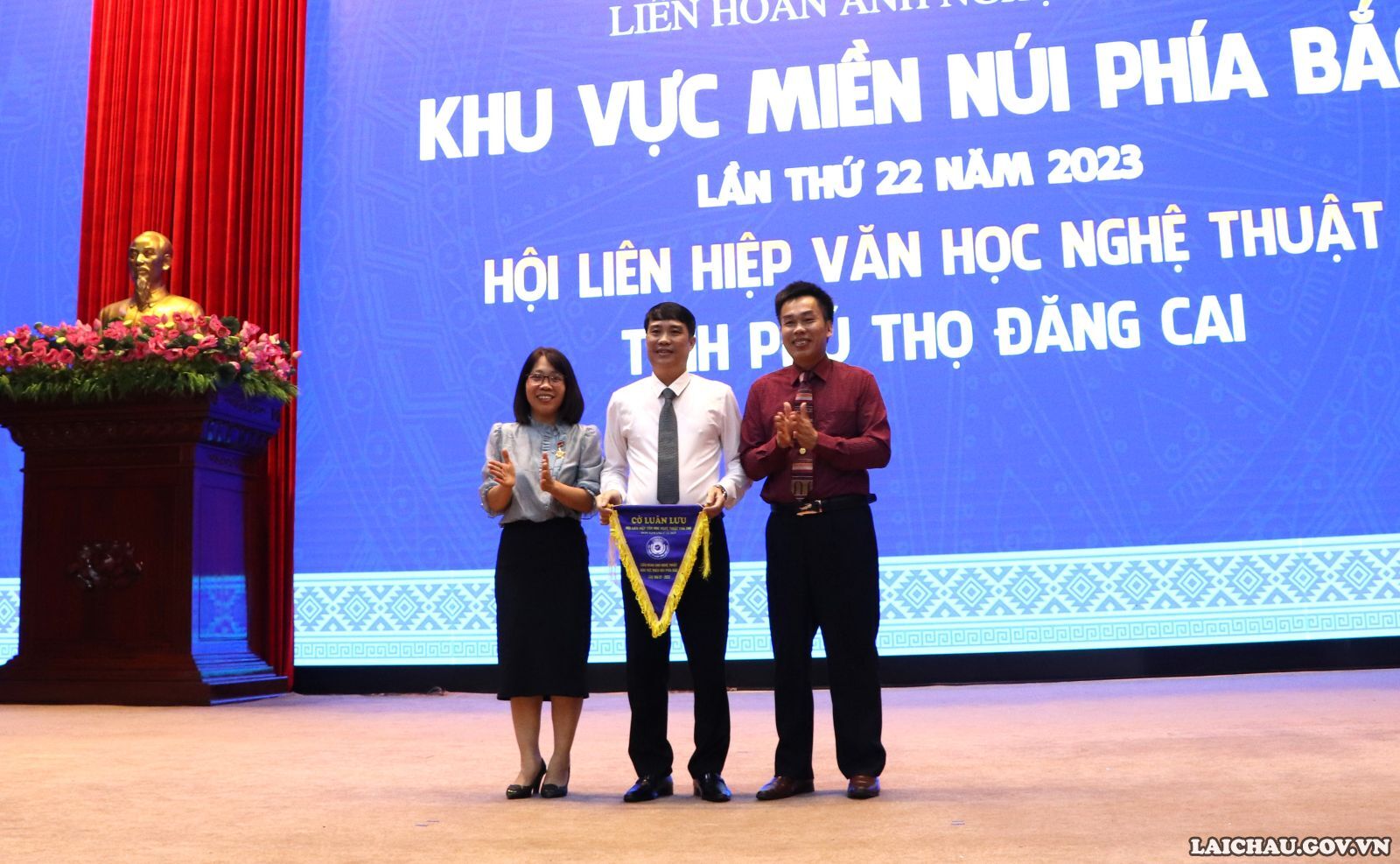 Khai mạc Liên hoan Ảnh nghệ thuật khu vực miền núi phía Bắc lần thứ 21 năm 2022 - Ảnh 10.