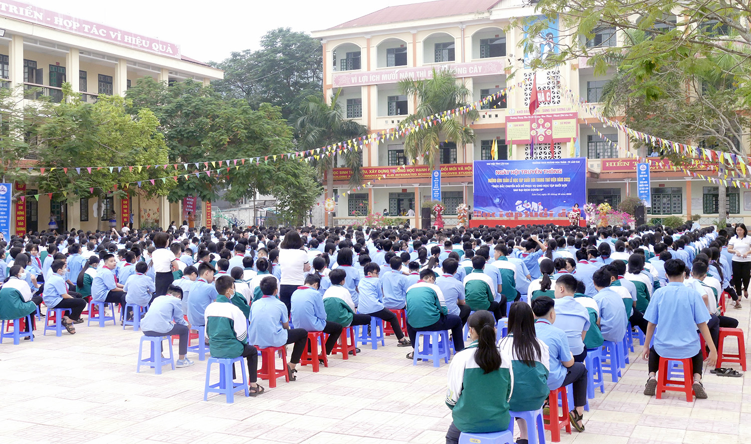 Lào Cai: Ngày hội truyền thông hưởng ứng Tuần lễ học tập suốt đời trong thư viện năm 2022 - Ảnh 1.