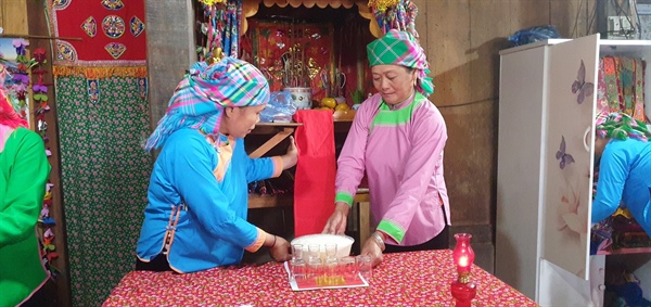 Độc đáo Tết cơm mới của dân tộc Giáy ở Tả Van, Sa Pa - Ảnh 3.