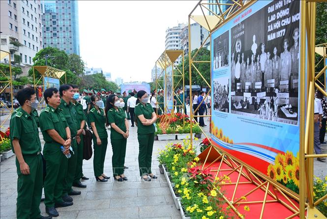 Triển lãm ảnh về thân thế, cuộc đời và sự nghiệp của Thủ tướng Võ Văn Kiệt - Ảnh 3.