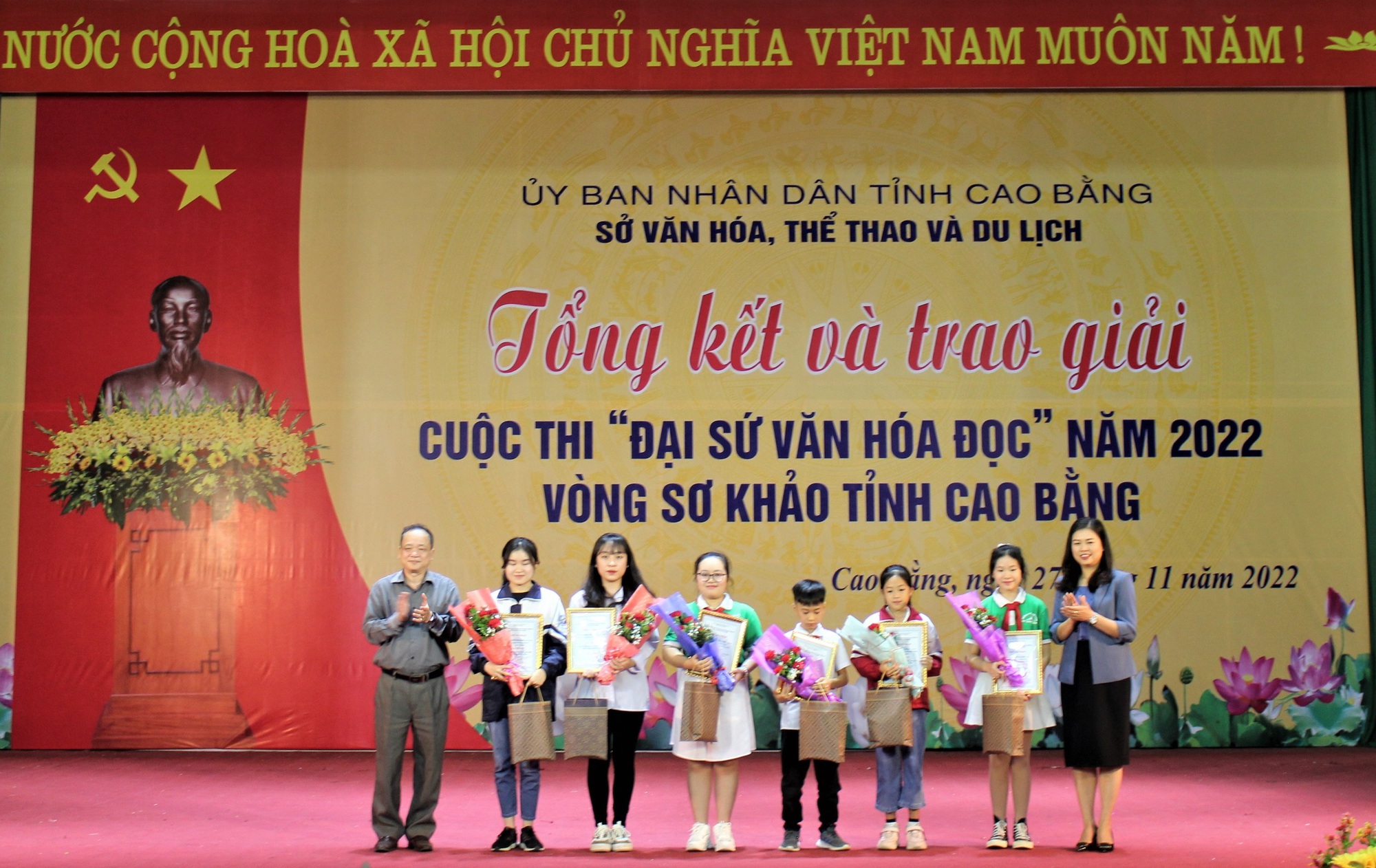 Cao Bằng: Tổng kết và trao giải Cuộc thi “Đại sứ văn hóa đọc” tỉnh năm 2022 - Ảnh 1.