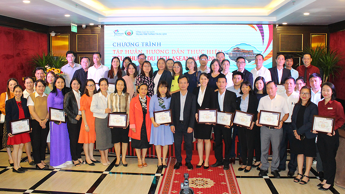 Kết thúc Chương trình tập huấn, hướng dẫn thực hiện Tiêu chuẩn Du lịch ASEAN năm 2022 tại Thừa Thiên Huế - Ảnh 6.