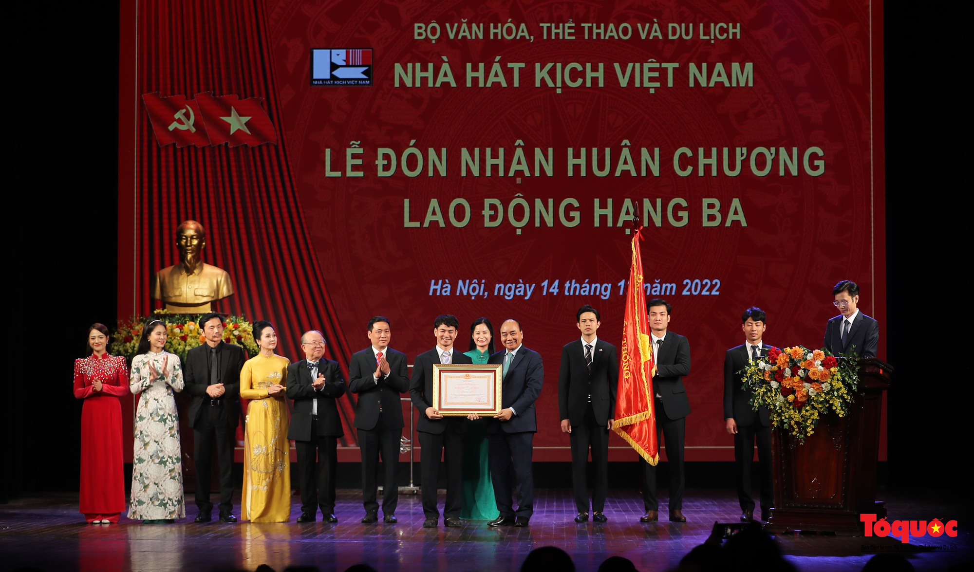 Tiếp tục xây dựng Nhà hát Kịch Việt Nam thành nhà hát mẫu mực - Ảnh 2.