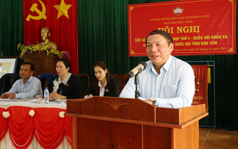 Tiếp xúc cử tri tại Kon Tum, Bộ trưởng Bộ VHTTDL Nguyễn Văn Hùng: Phải giữ cho bằng được văn hóa của đồng bào Xơ Đăng bản địa - Ảnh 2.