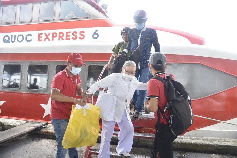 Năm 2022, ngành du lịch Kiên Giang đạt doanh thu hơn 10.500 tỷ đồng - Ảnh 2.