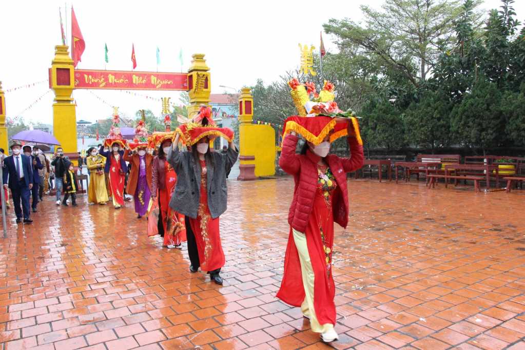 Quảng Ninh: Để có một mùa lễ hội vui tươi, an toàn - Ảnh 2.
