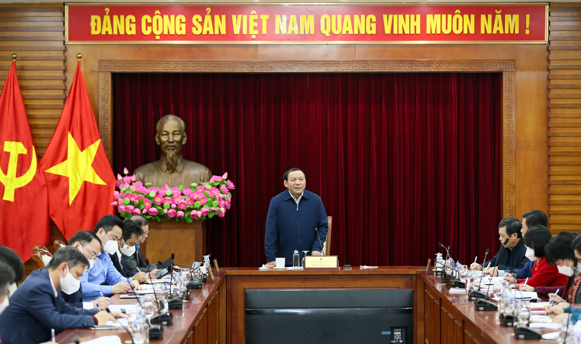 Bộ trưởng Nguyễn Văn Hùng nêu 6 nhiệm vụ trong tâm khi xây dựng Chương trình quốc gia về phát triển văn hóa - Ảnh 1.