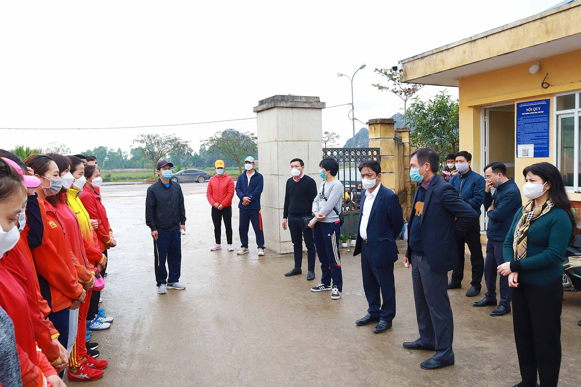 Thứ trưởng Hoàng Đạo Cương kiểm tra các công trình phục vụ SEA Games 31 tại Hải Phòng, Quảng Ninh và Hải Dương - Ảnh 5.