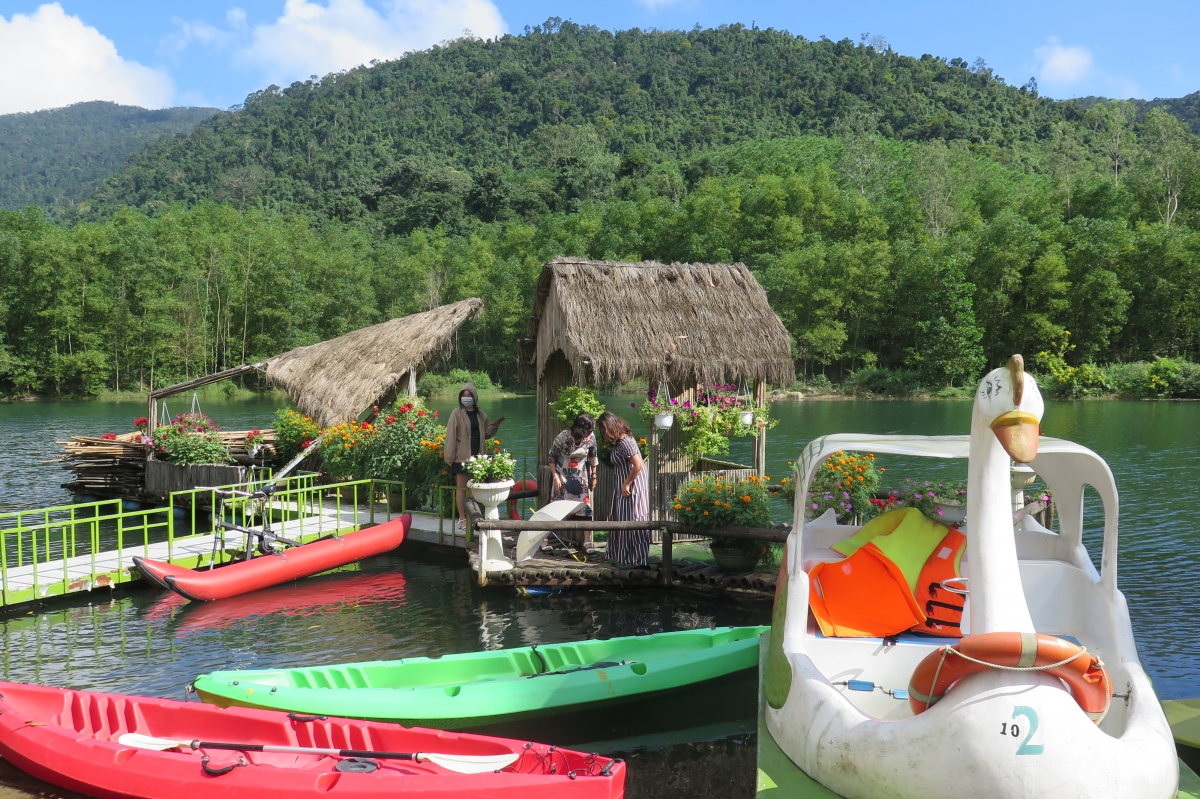 Quảng Ngãi phục hồi du lịch, xây dựng "điểm đến an toàn, thân thiện" - Ảnh 2. Quảng Ngãi phục hồi du lịch, xây dựng "điểm đến an toàn, thân thiện" - Ảnh 2.