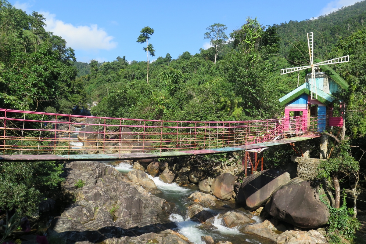 Quảng Ngãi phục hồi du lịch, xây dựng "điểm đến an toàn, thân thiện" - Ảnh 1. Quảng Ngãi phục hồi du lịch, xây dựng "điểm đến an toàn, thân thiện" - Ảnh 1.